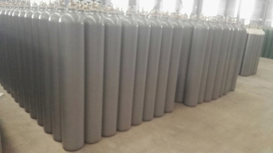 因為工業(yè)氣體的泛用性，推廣應(yīng)用很快，使用行業(yè)很廣！